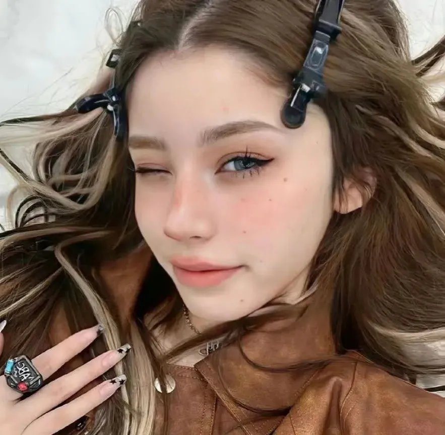 甜蜜的艾玛,亲爱的芭比